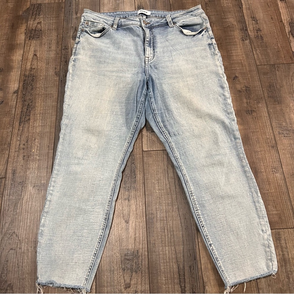 Pistola Skinny Scissor Cut‎ Hem LIght Wash Jeans Womens Size 32